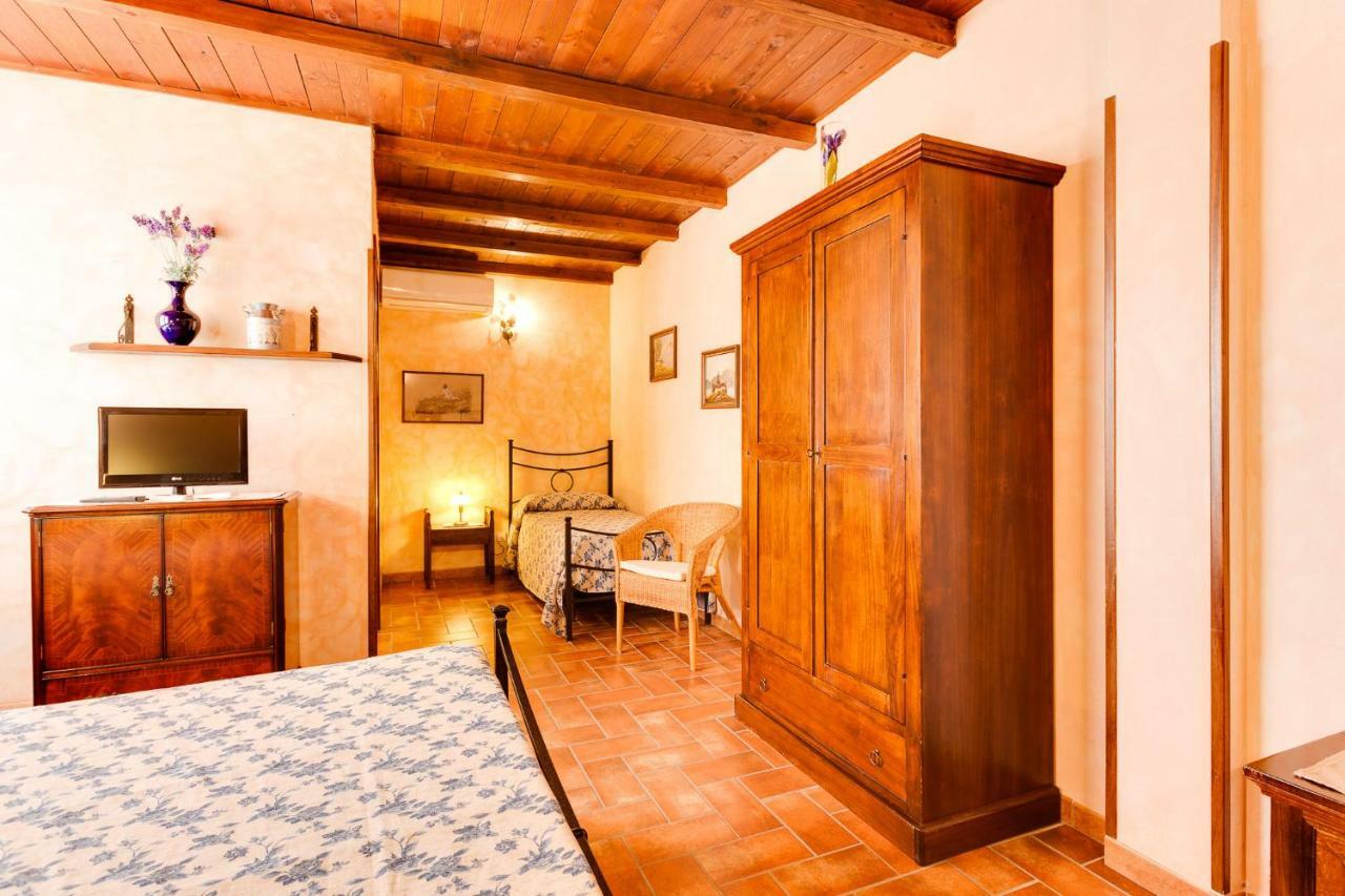 Agriturismo Casale Sasso Cerveteri Exteriör bild